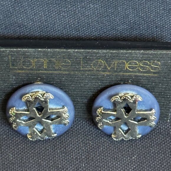 LONNIE LOVNESS Vintage Blue Clip-On Earrings Silver-Tone Snowflake Design - Picture 2 of 7